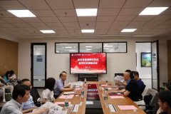 <b>而笼统绘画言语能够成为毗连保守取现代的桥</b>